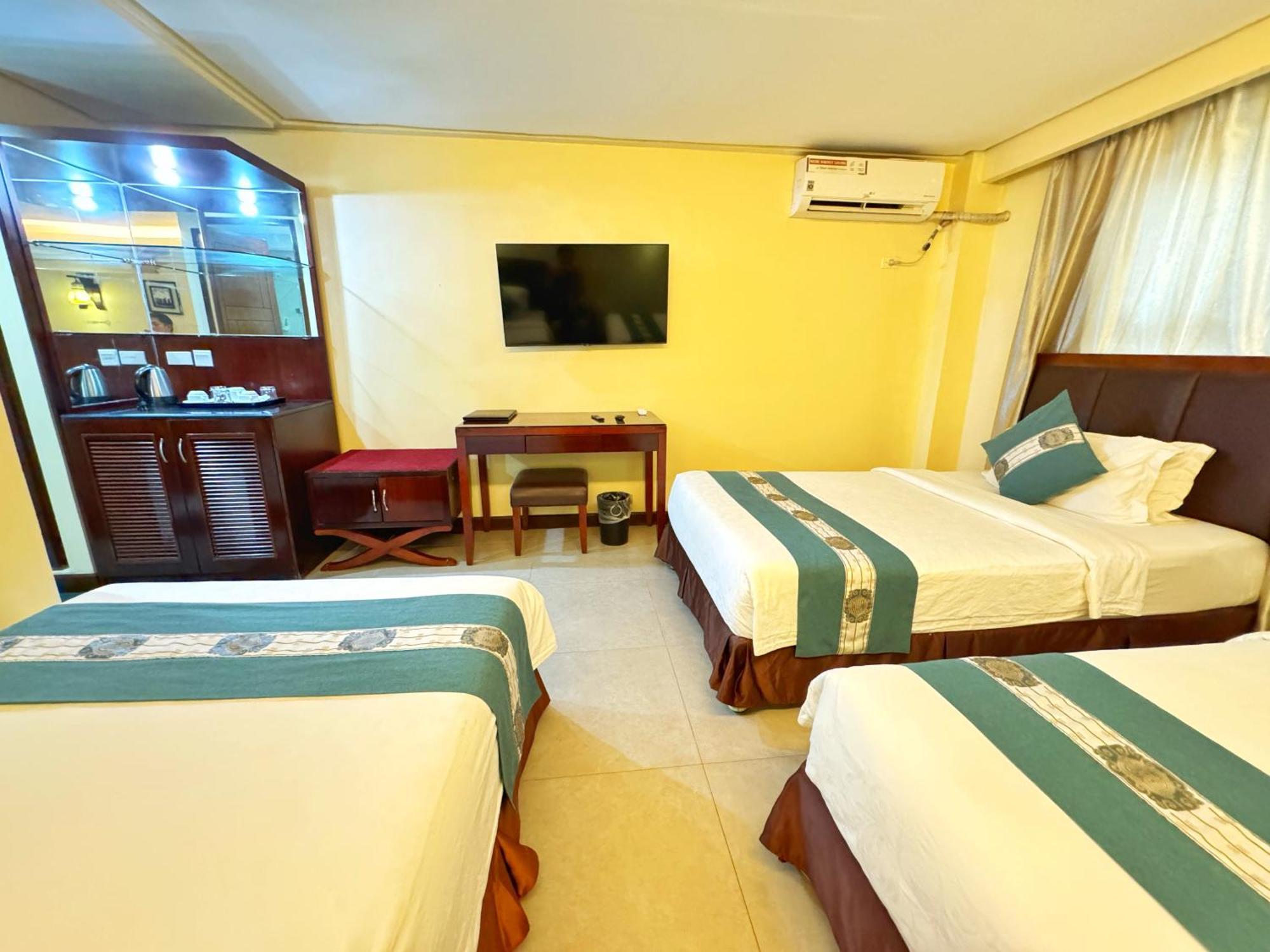 Golden Phoenix Hotel Boracay Manoc-Manoc Exterior foto