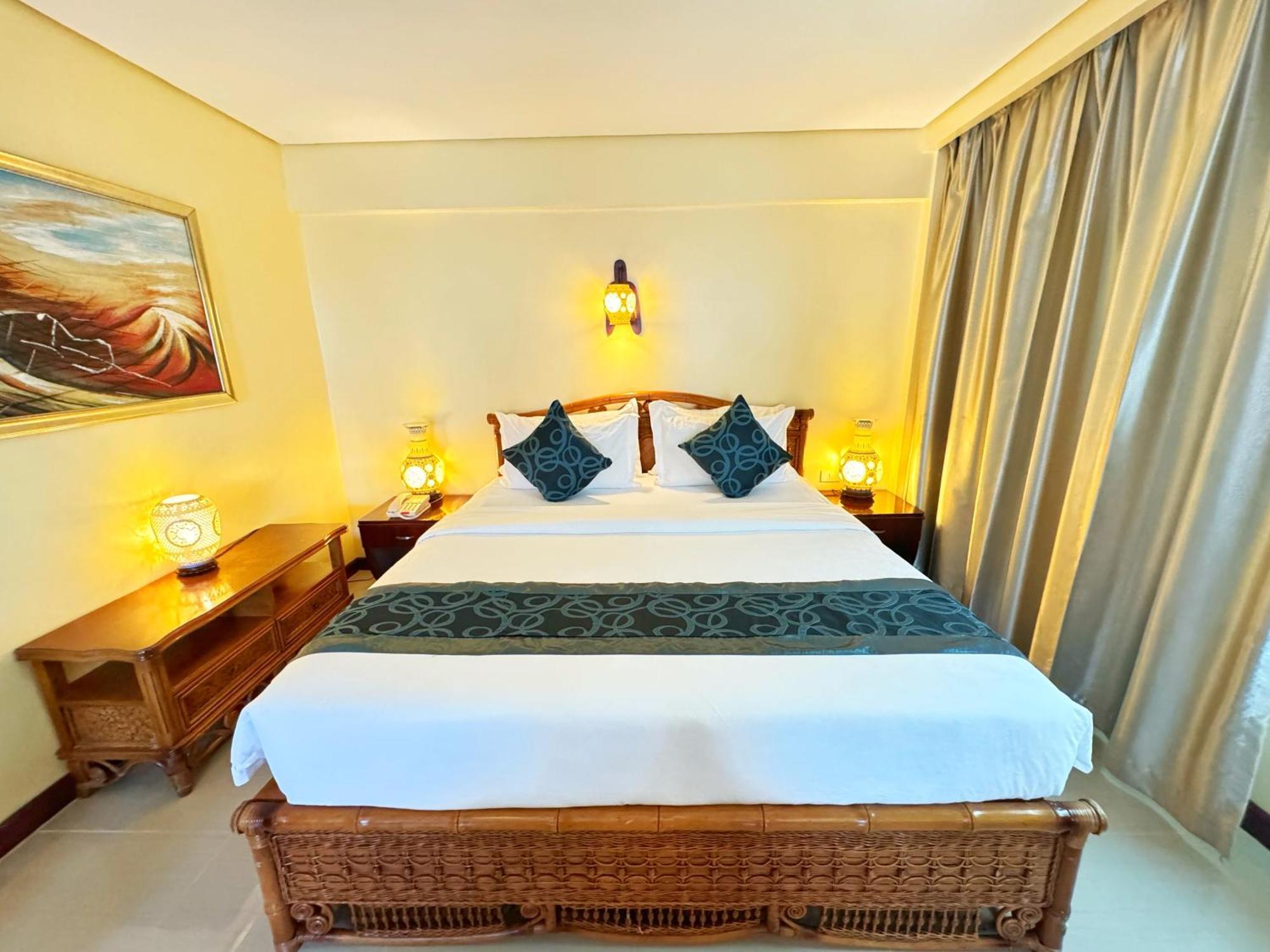 Golden Phoenix Hotel Boracay Manoc-Manoc Exterior foto
