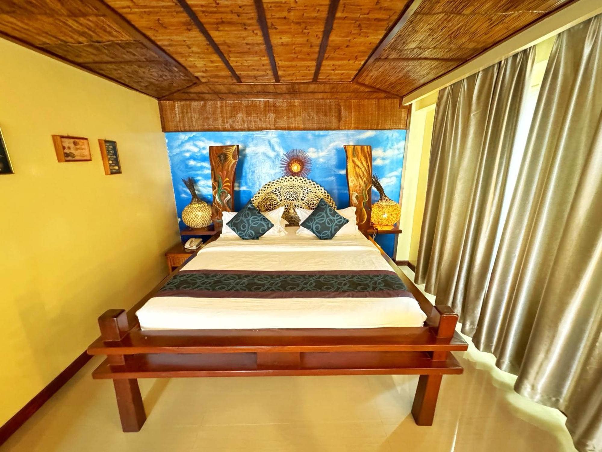Golden Phoenix Hotel Boracay Manoc-Manoc Exterior foto